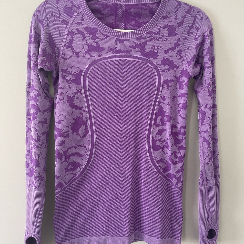 LULULEMON LONG SLEEVE!!!
